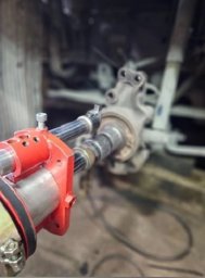 Станок для ремонта грузового автомобиля